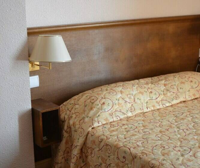 בית מלון כפרי Le Relais Du Perigord Noir