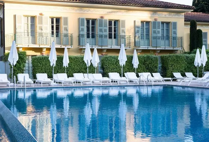 בית מלון כפרי Royal Riviera