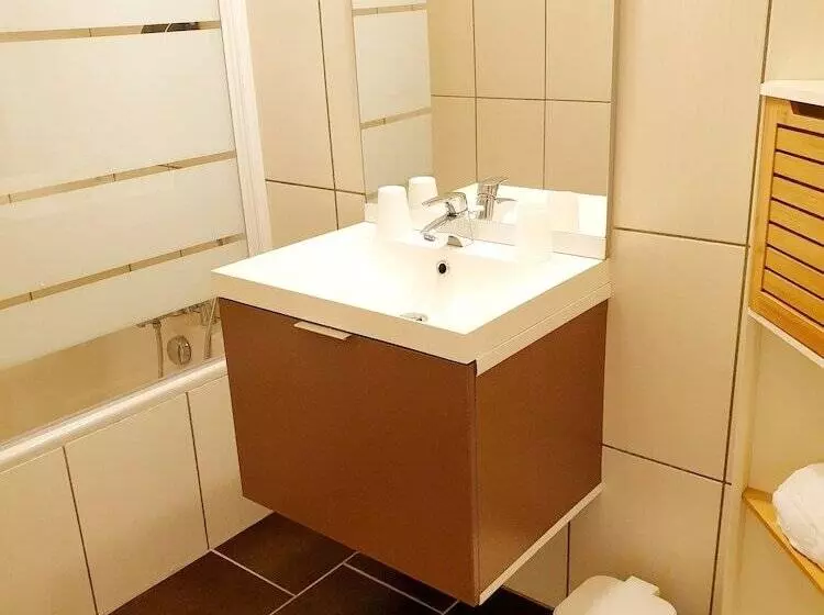 בית מלון כפרי Logis Hôtel Saint Cyr