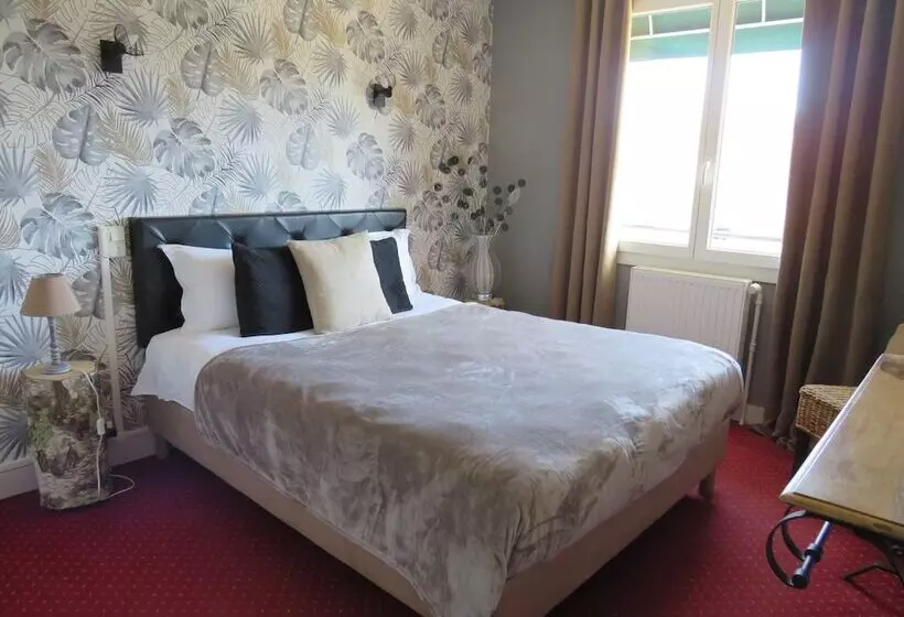 בית מלון כפרי Logis Hôtel Saint Cyr