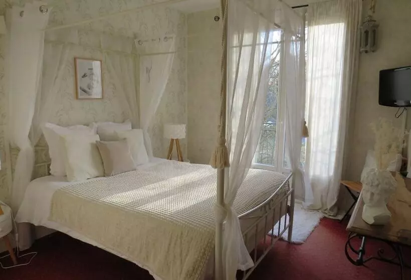 בית מלון כפרי Logis Hôtel Saint Cyr