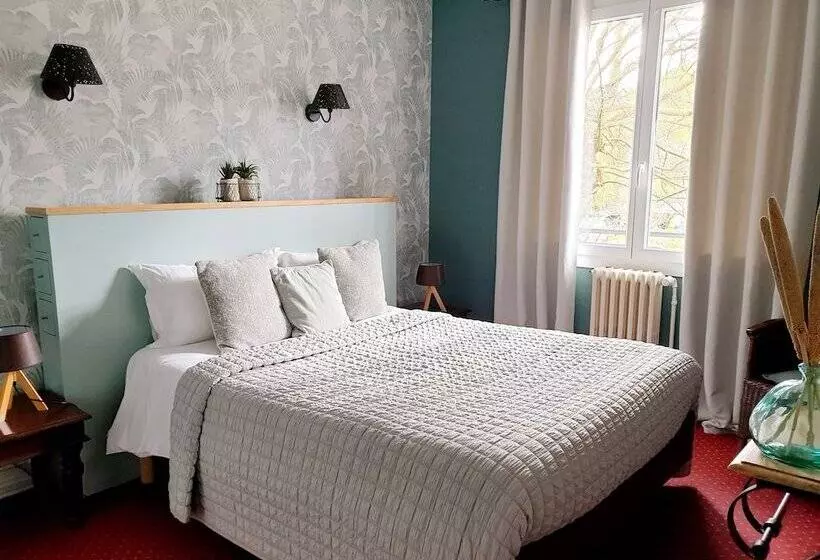 בית מלון כפרי Logis Hôtel Saint Cyr