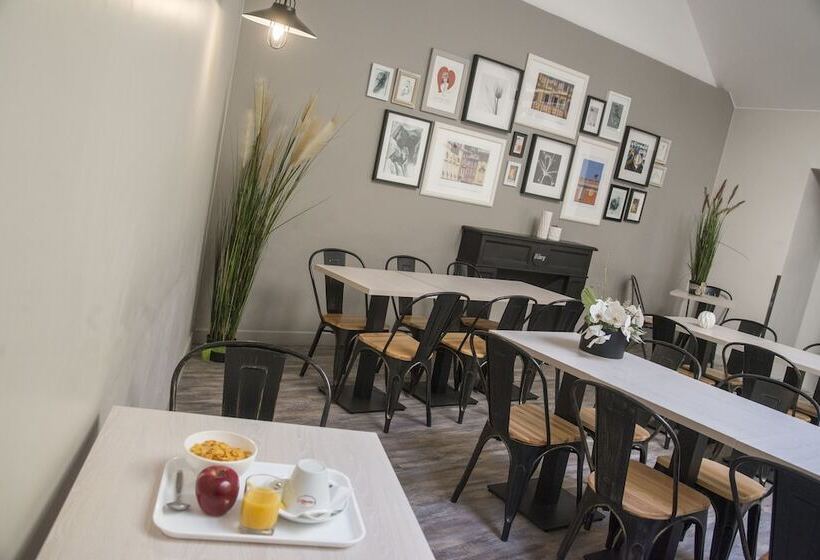 هتل Saint Gothard