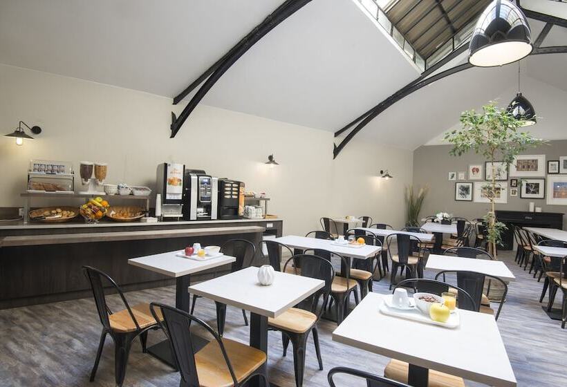 هتل Saint Gothard