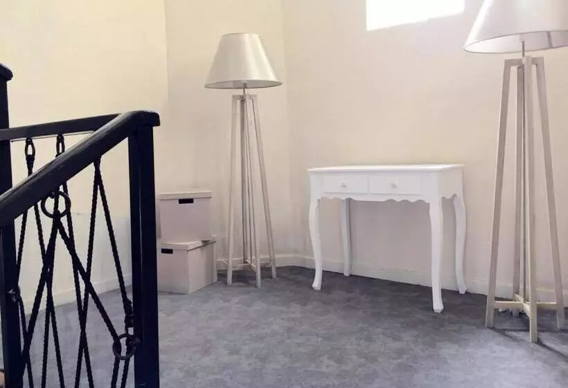 ホテル Saint Jacques