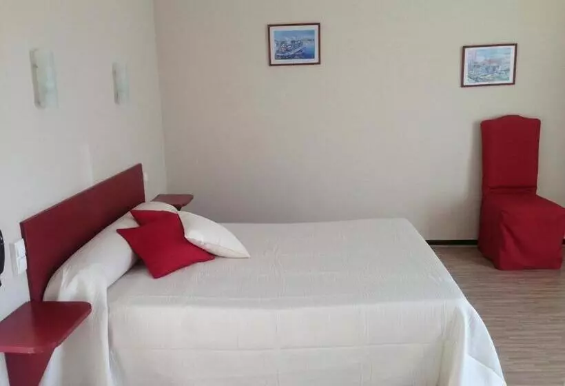 ホテル Saint Jacques