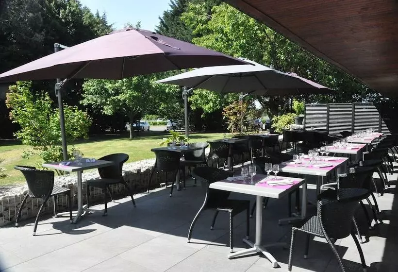 ホテル The Originals City, Hôtel Les Caps, Saintbrieuc Est