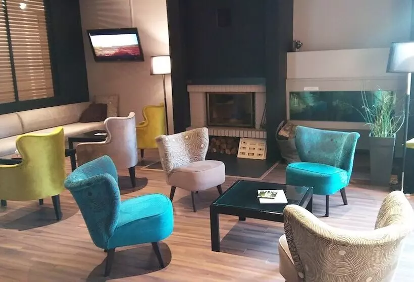 ホテル The Originals City, Hôtel Les Caps, Saintbrieuc Est