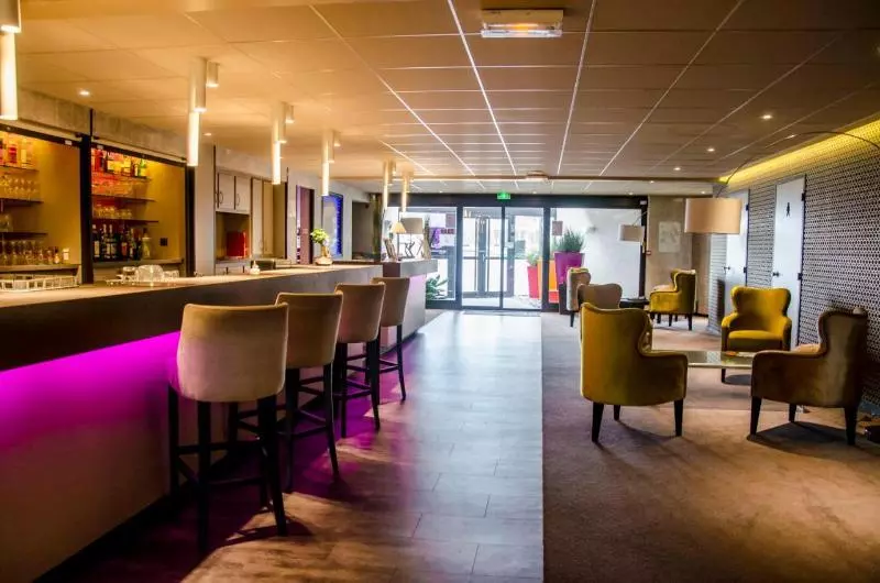 ホテル The Originals City, Hôtel Les Caps, Saintbrieuc Est