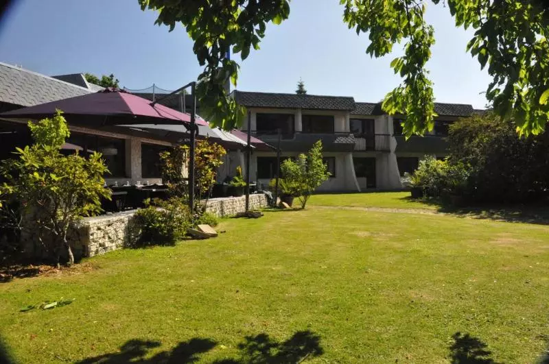 ホテル The Originals City, Hôtel Les Caps, Saintbrieuc Est