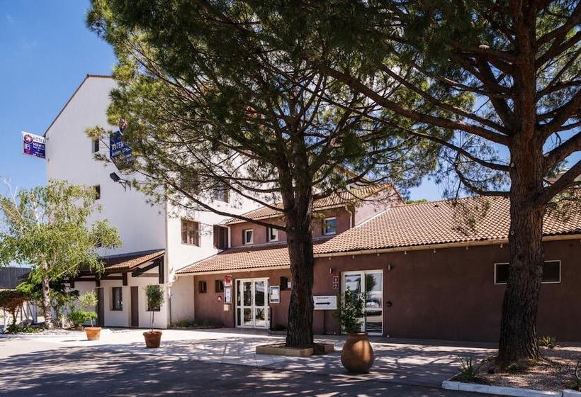هتل Hôtel Le Relais Des Brasseurs   Aubagne