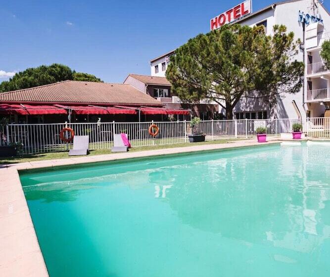 هتل Hôtel Le Relais Des Brasseurs   Aubagne