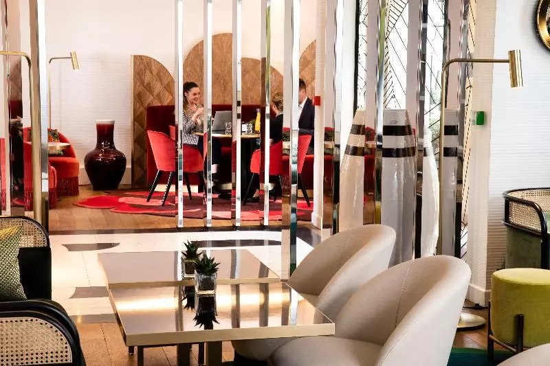 ホテル Victor Hugo Paris Kleber