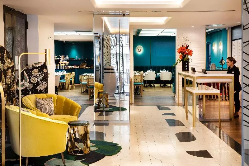 ホテル Victor Hugo Paris Kleber