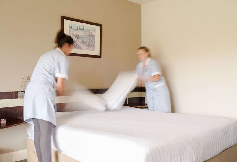 בית מלון כפרי Villa Borghese, The Originals Relais