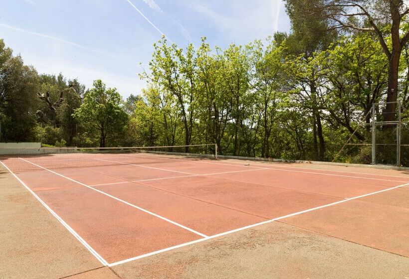 בית מלון כפרי Villa Borghese, The Originals Relais