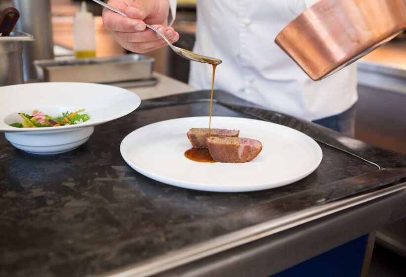 ホテル Waldorf Astoria Versailles Trianon Palace