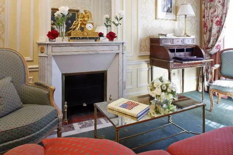 ホテル Westminster