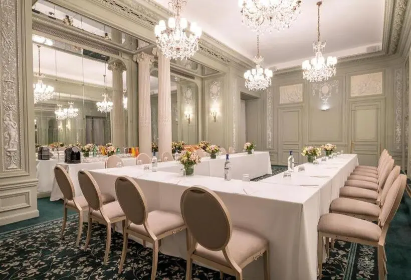 Hotel Westminster