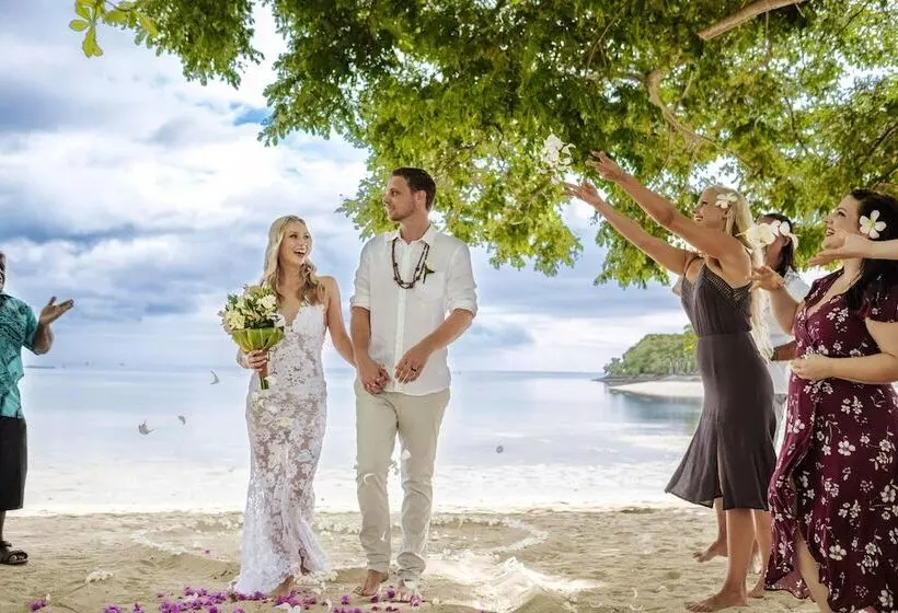 Musket Cove Island Resort