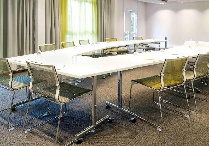 Novotel Orléans Chemins De Sologne Demeures De Campagne