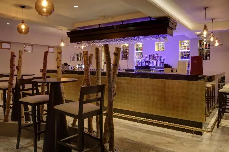 Burlington Hotel, Bw Premier Collection By Best Western