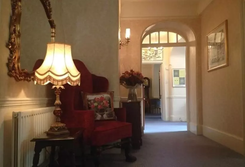 酒店 Esseborne Manor