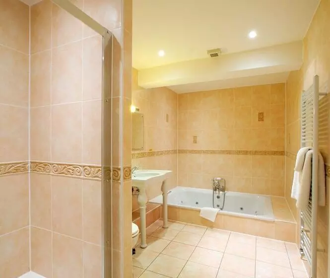 酒店 Esseborne Manor