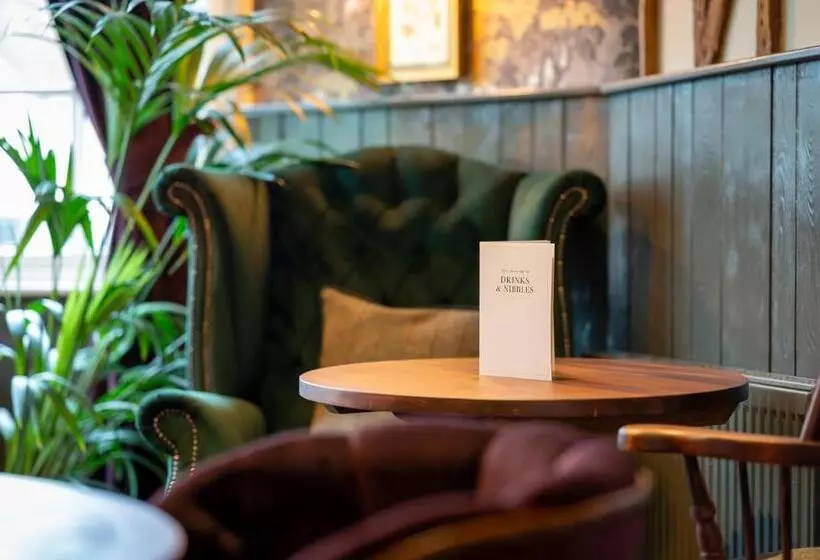 ホテル Green Man By Chef & Brewer Collection