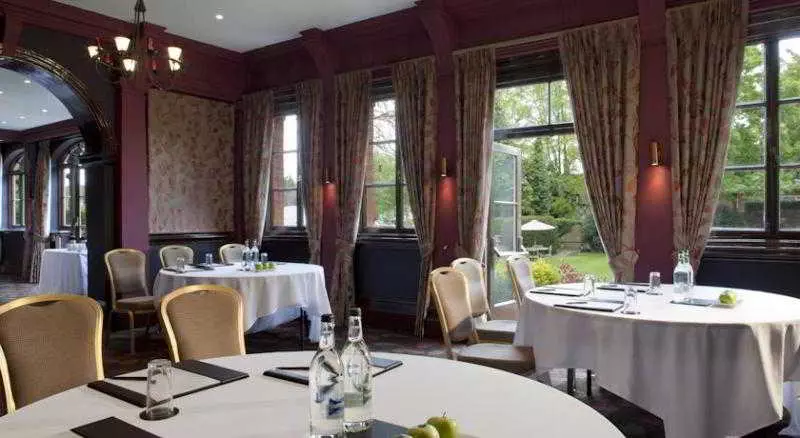 فندق Hendon Hall