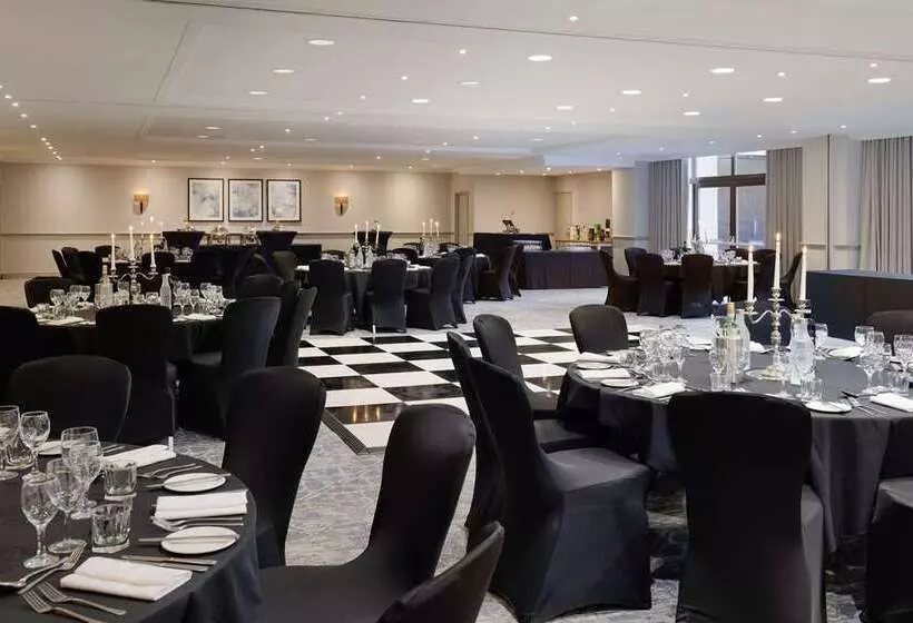 Hôtel Hilton Cobham