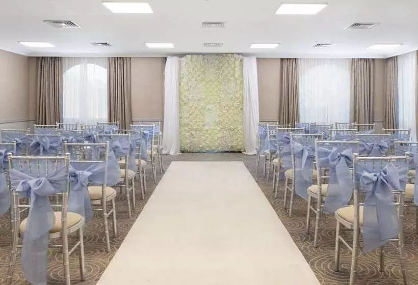 Hôtel Hilton Cobham