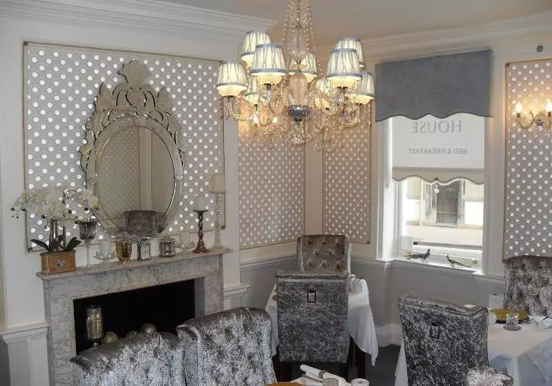 فندق Jessop House