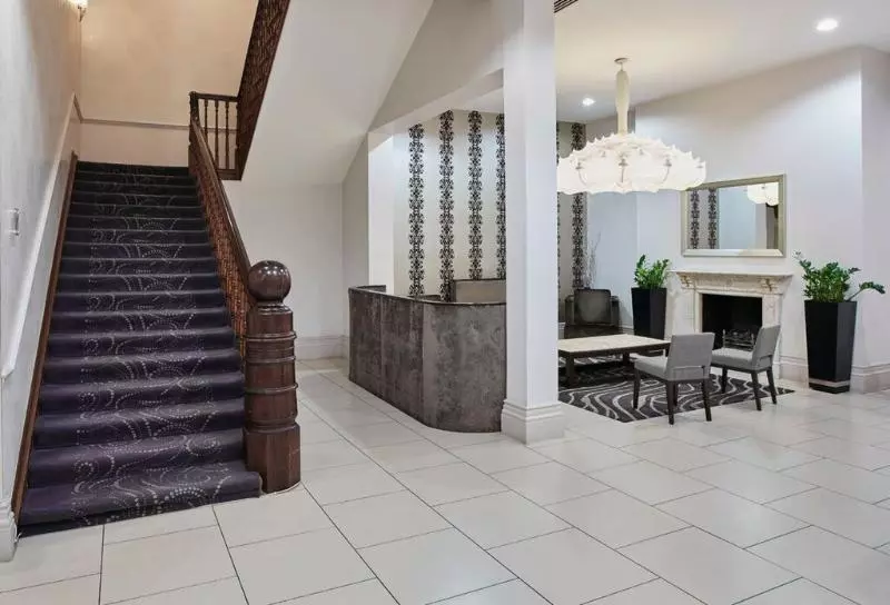 酒店 Leonardo Cardiff