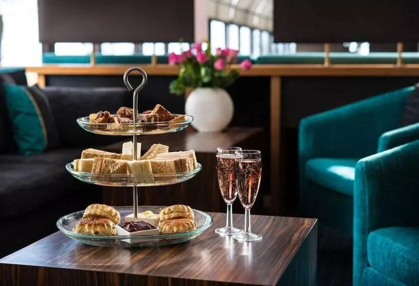 هتل Leonardo  Edinburgh Murrayfield