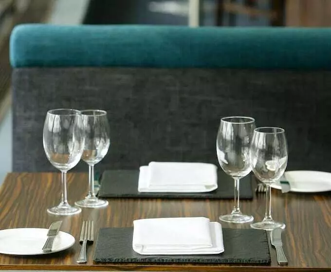 هتل Leonardo  Edinburgh Murrayfield