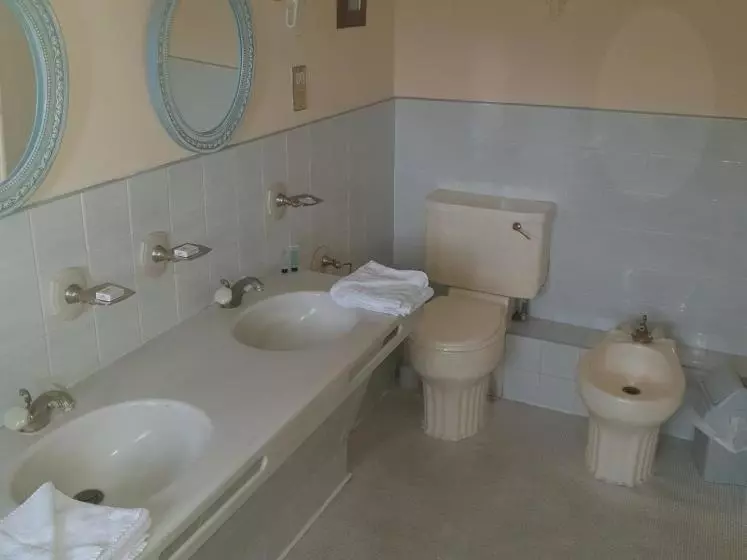 Hotel Queensberry Arms