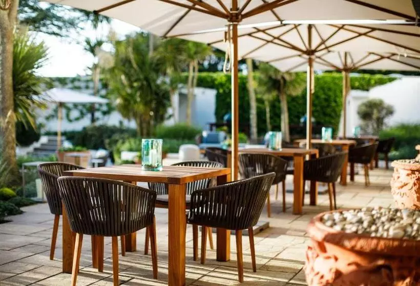 Отель The Atlantic