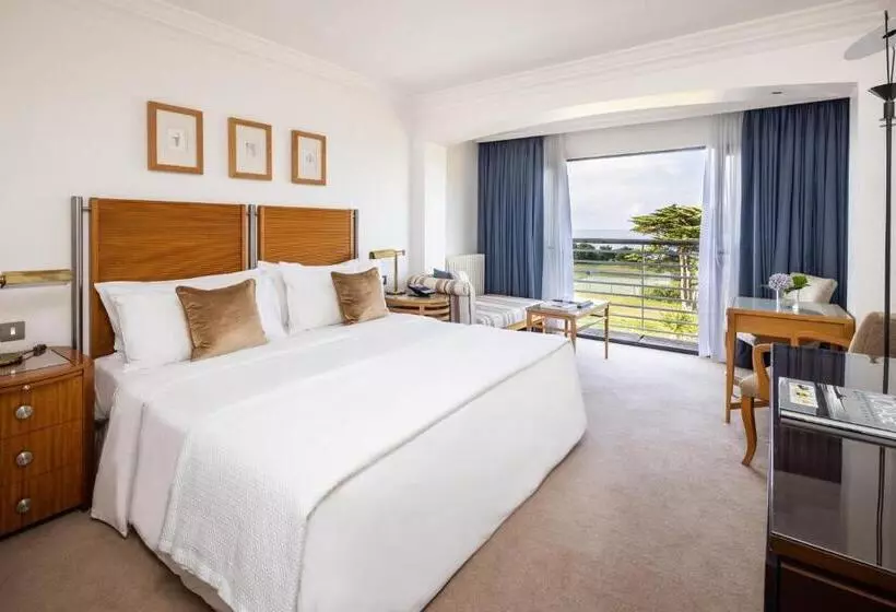 Отель The Atlantic