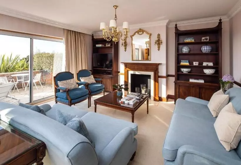 Отель The Atlantic