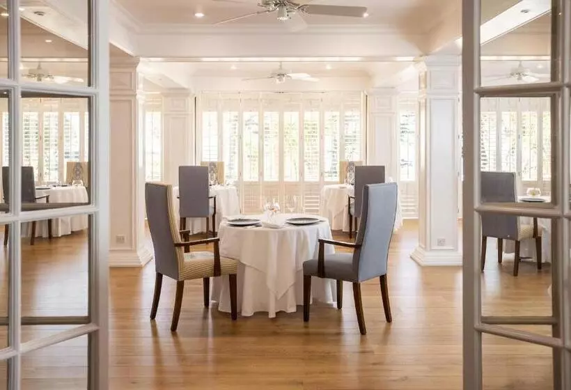 Отель The Atlantic