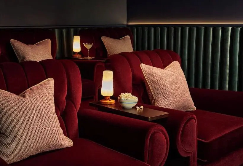 هتل The Hoxton, Edinburgh