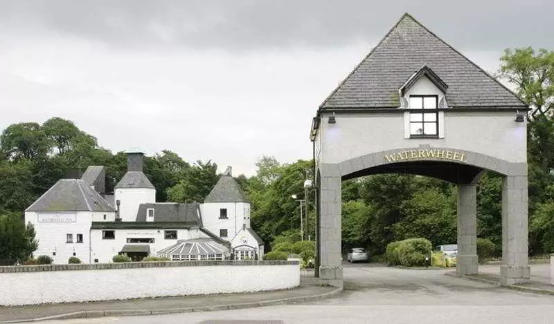 Hotel Waterwheel Inn