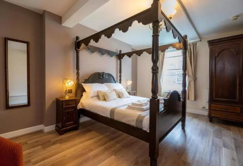 Hotel White Lion Royal