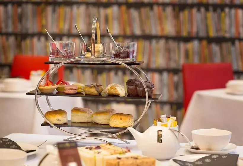 هتل Ambassadors Bloomsbury