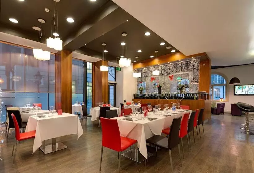 هتل Ambassadors Bloomsbury