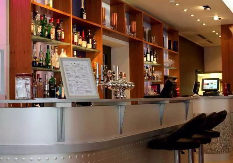 هتل Ambassadors Bloomsbury