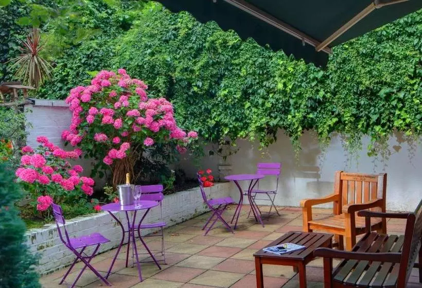 هتل Best Western Burns  Kensington