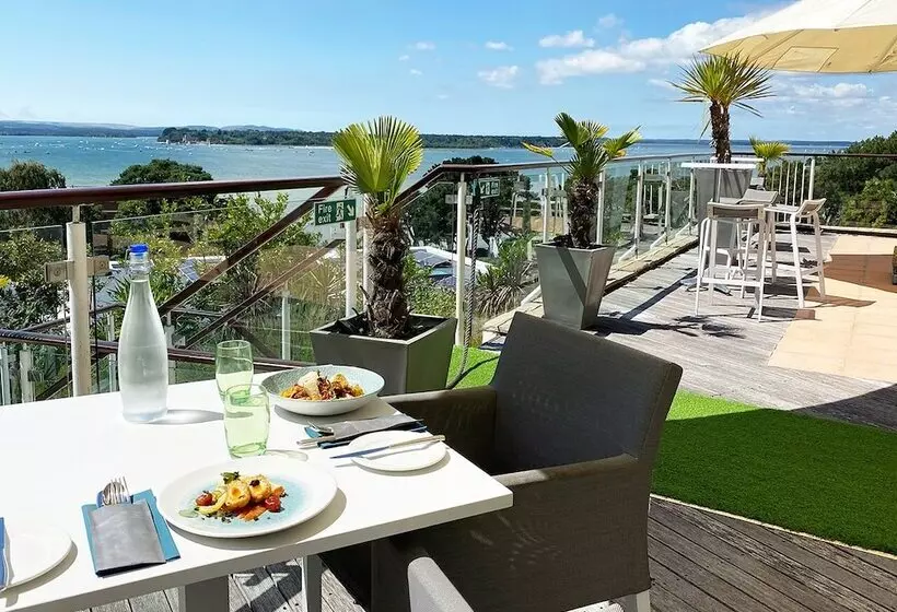 Hotel Harbour Heights