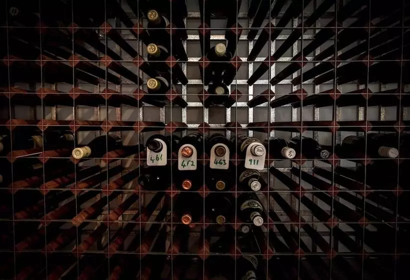 Hotel Harbour Heights